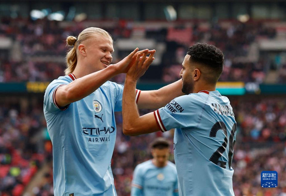 又要掉链子？阿森纳5轮被曼城追4分 重演昔日噩梦？（阿森纳领先告急？5轮被曼城蚕食4分，会重演噩梦吗？）