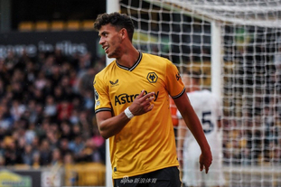 基米希打入生涯首粒欧冠乌龙，拜仁上次欧冠乌龙由阿拉巴打入（基米希职业生涯欧冠首乌龙，拜仁上次欧冠乌龙由阿拉巴打进）