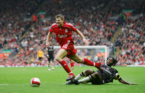 拉布亚德发文告别英博，队友马莱莱、马马杜送上祝福（拉布亚德社媒与英博道别，马莱莱、马马杜留言致意）