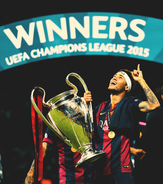 掘金约基奇豪取三双助球队连胜（约基奇轰三双领衔，掘金延续连胜）