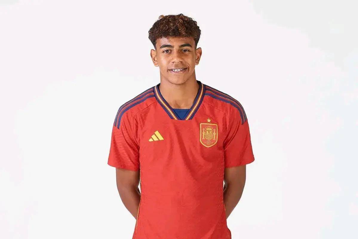 德转列将首次参加世界杯历史身价TOP10：哈兰德、厄德高前2（德转公布首次出战世界杯球员历史身价前十：哈兰德、厄德高包揽前二）