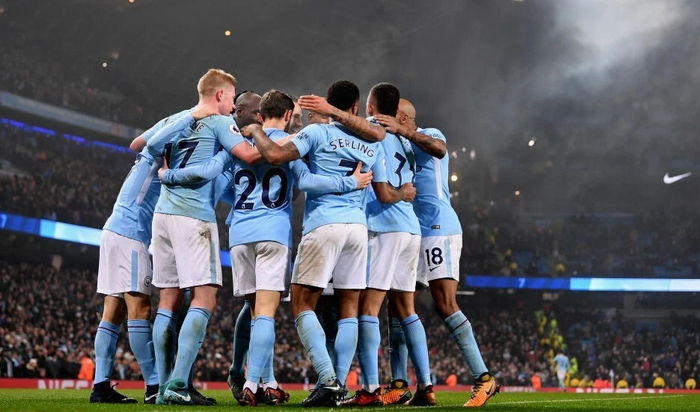 中超历年冠军回顾：深圳健力宝夺元年冠军，海港完成三连冠（回望中超冠军史：元年深圳健力宝称王，海港成就三连霸）